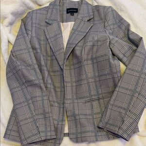 41 Hawthorn Black and White Plaid Blazer